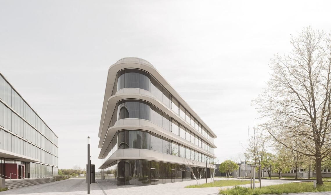 Wulf Architekten haben für den Helmholtz Pioneer Campus einen Award erhalten, der Campus  . . .