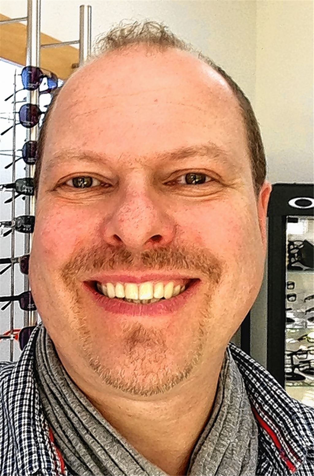 York Milchraum ist selbstständiger Augenoptikermeister mit einem Geschäft in Dürrmenz