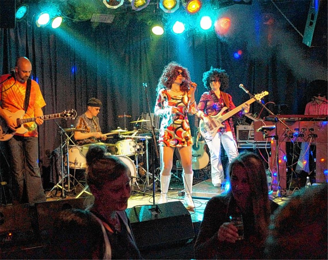 Yvolution macht Party mit Hits aus den 70ern Yvolution macht Party mit Hits aus den 70ern