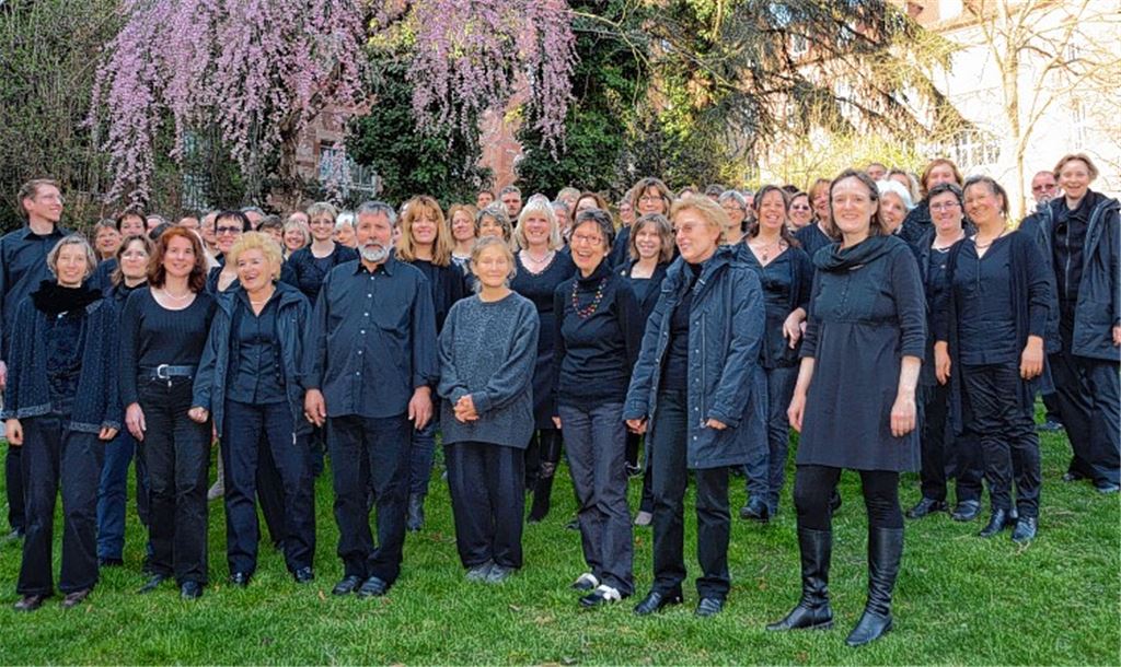 Zahlreiche Sängerinnen und Sänger bereiten sich derzeit auf das Friedenskonzert am 23. Februar vor.