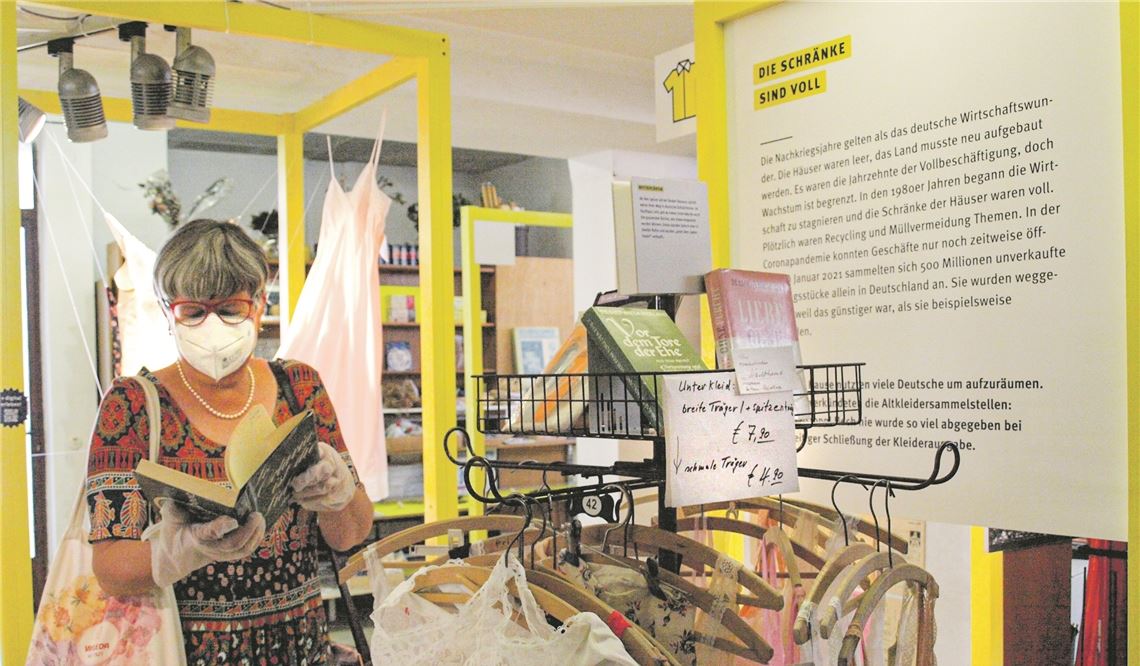 Knittlinger Zeitreise ist wieder vorbei Zeit zum Bummeln und Stöbern: Das Museum auf Zeit weckte Erinnerungen – und motivierte mit den Fragestellungen auf den Ausstellungstafeln zum Nachdenken übers eigeneKonsumverhalten.Filitz