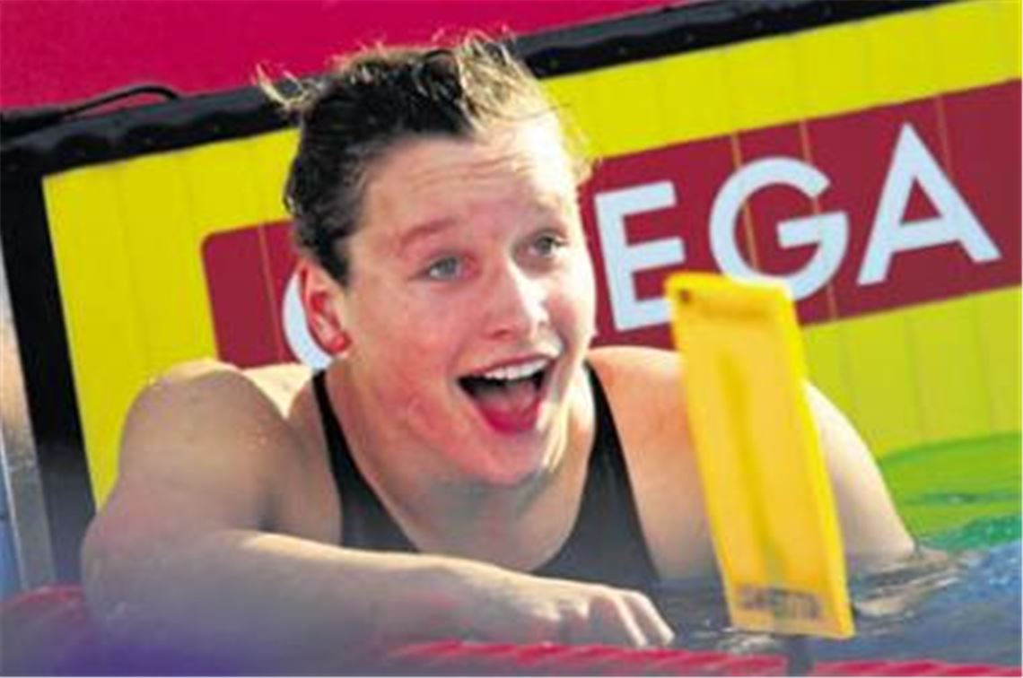 Ziemlich unglaublich: Silke Lippok kann ihren Erfolg bei den Schwimm-Europameisterschaften noch immer nicht fassen. Viele, die sie kennen, sind ebenso baff. Foto: AFP