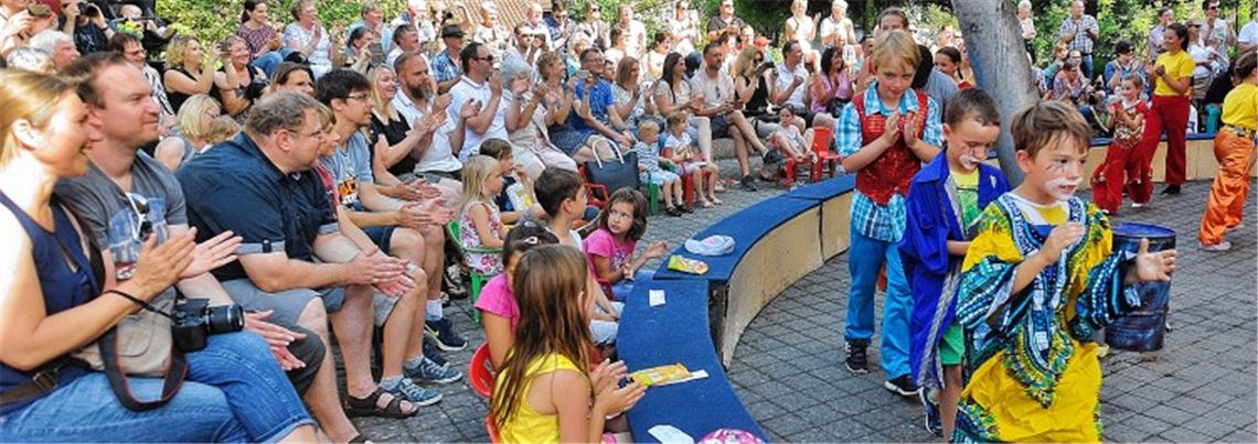 Zirkus als „Klebstoff“