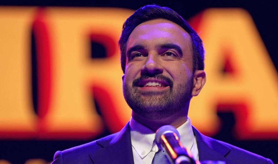 Zohran Mamdani hat übereinstimmenden Hochrechnungen von US-Medien zufolge die Bürgermeisterwahl in New York gewonnen.