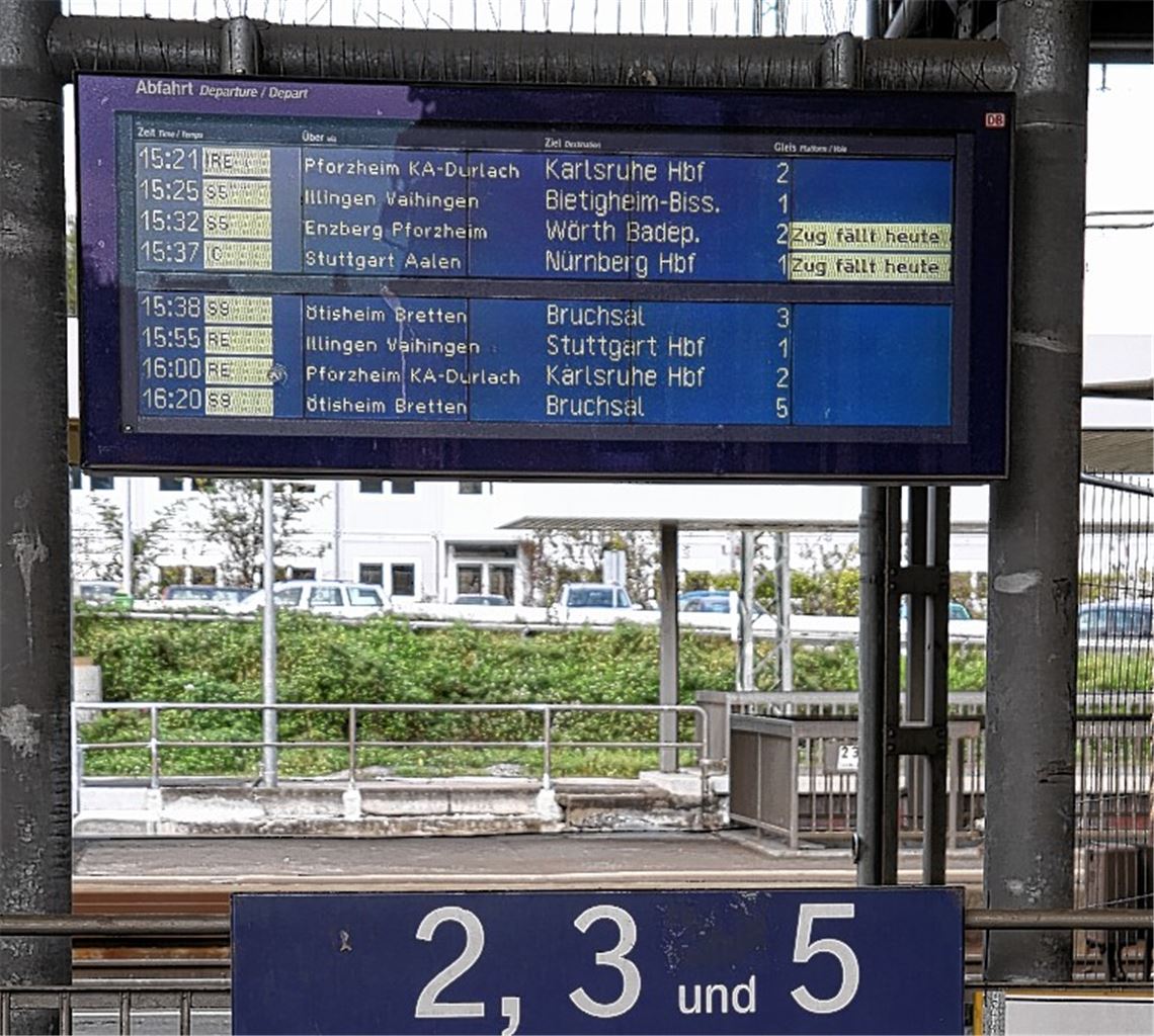 „Zug fällt heute aus“ – diese Botschaft war während des Streiks zum Frust vieler Bahnreisender auch auf den Anzeigetafeln des Mühlacker Bahnhofs häufiger zu sehen. 