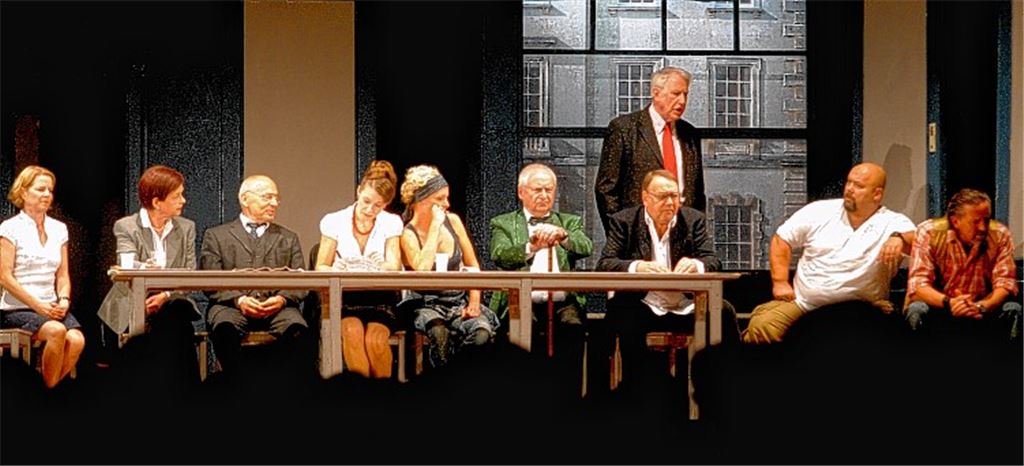 Stück zieht rhetorisch in den Bann