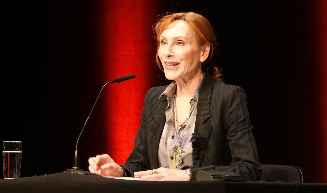 Zum Auftakt ihrer Lesetournee gastiert Schauspielerin Andrea Sawatzki im Pforzheimer Kulturhaus Osterfeld. Foto: Volz