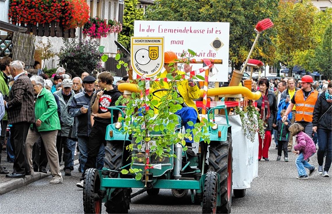 Ölbronn feiert Erntedankfest