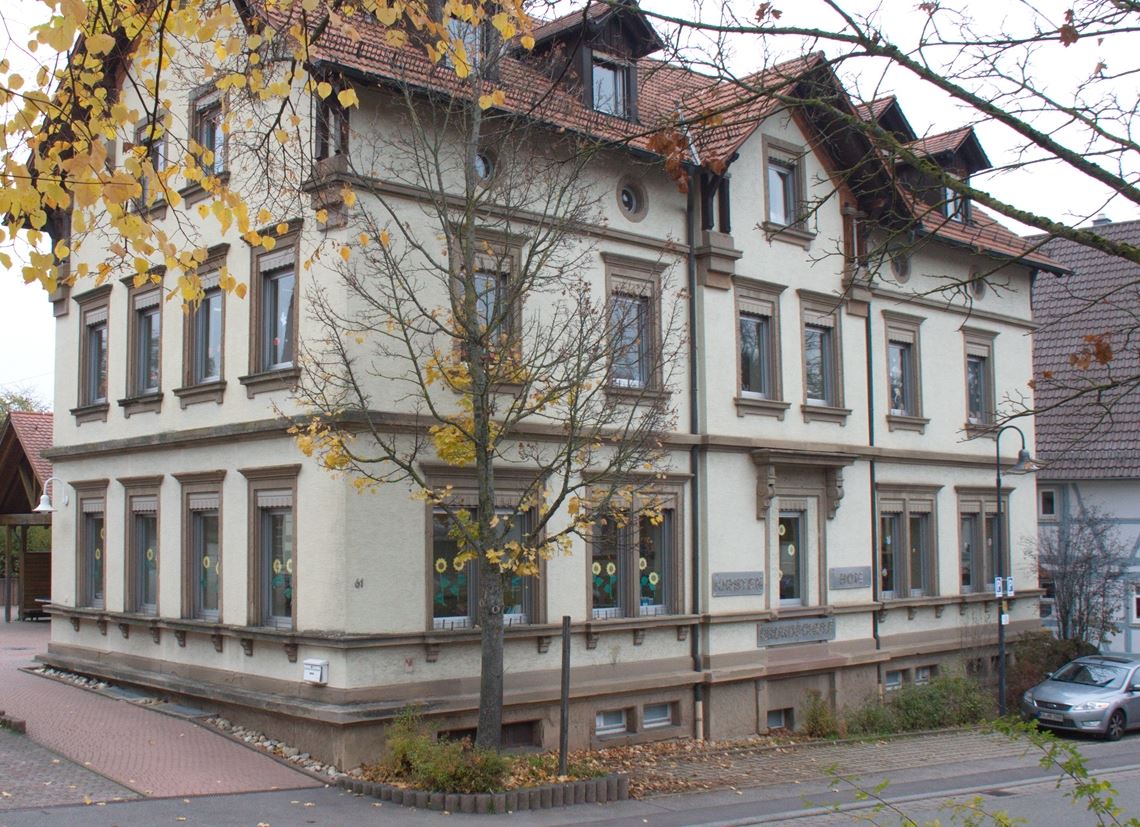 Zum Infektionsschutz wird auch die Kirsten-Boie-Grundschule mit einer fest installierten Luftfilteranlage ausgestattet. Dafür sind 400000 Euro veranschlagt. Foto: Helbig