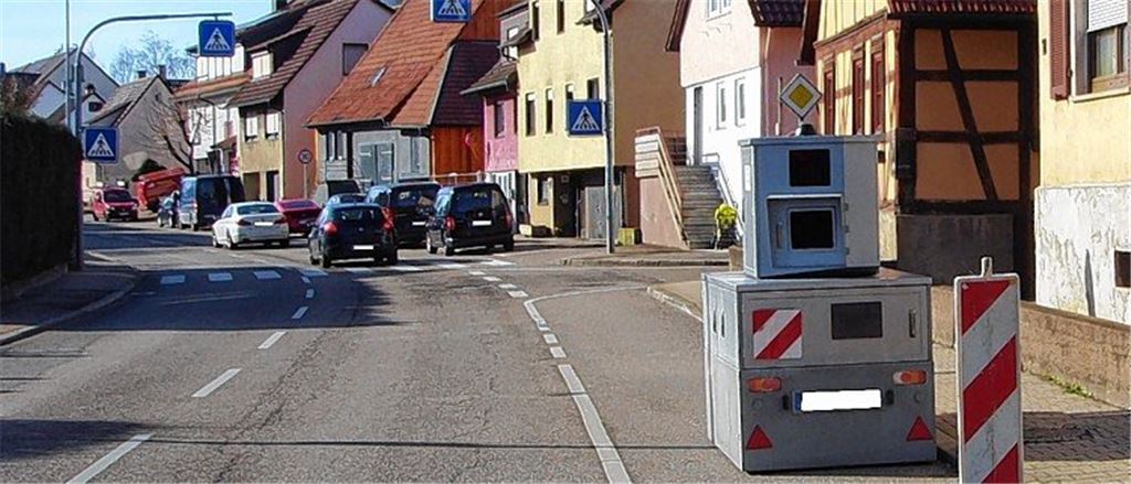 Sonja bremst die Raser aus