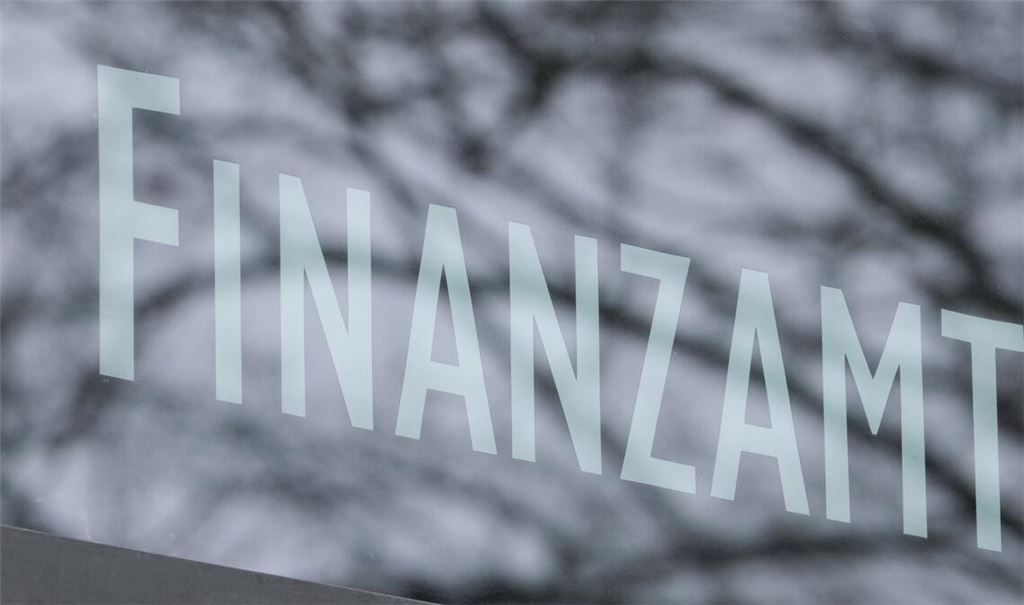 Zur Abgabe einer Steuererklärung verpflichtet? Dann kann das Finanzamt bei Fristversäumnis einen Verspätungszuschlag erheben.