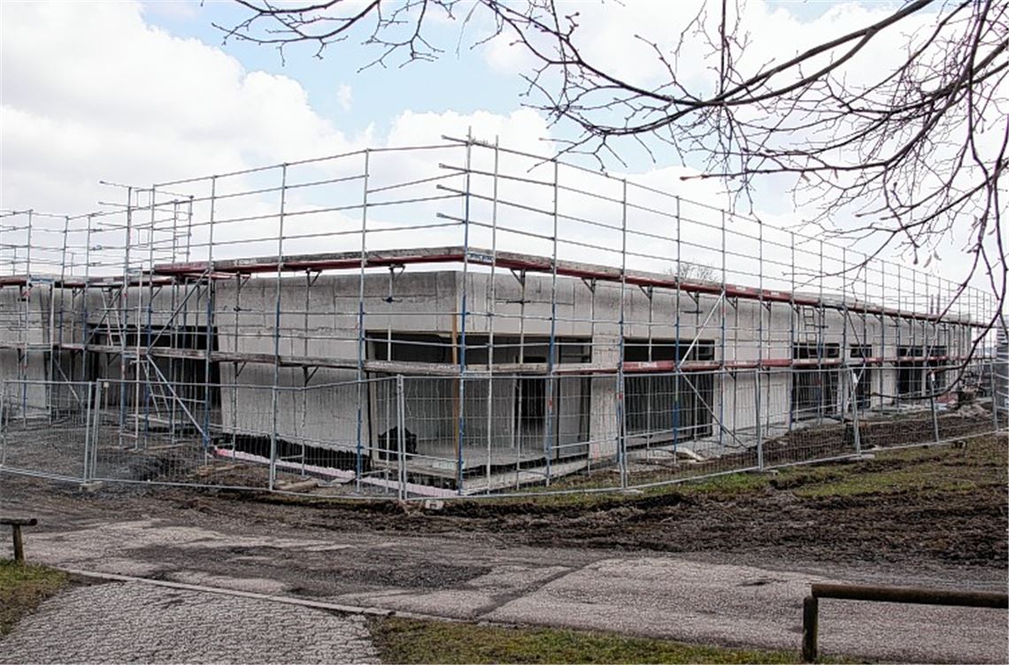 Zurzeit werden die Fensterelemente im Bildungszentrum Wiernsheim eingesetzt.