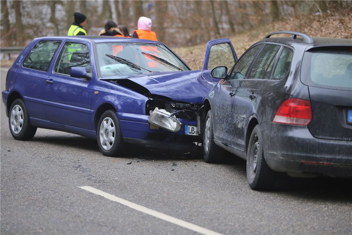 lh Unfall Steige Schützingen (3)