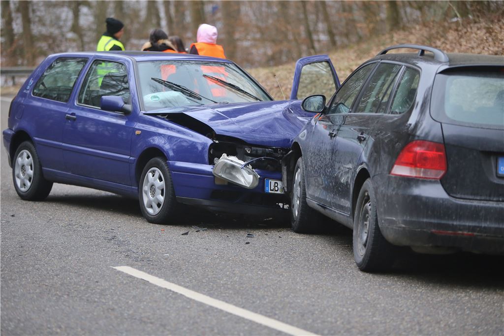 lh Unfall Steige Schützingen (3)