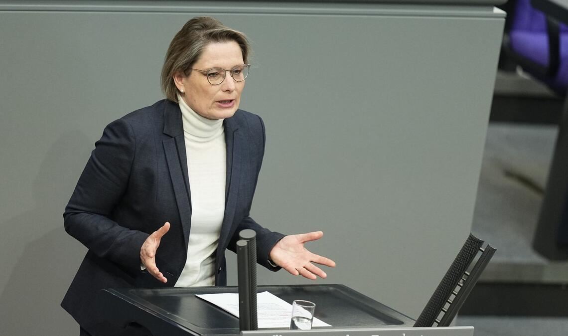 Zuständig für die geplante Reform des Gewaltschutzgesetzes ist Bundesjustizministerin Stefanie Hubig (SPD). (Archivfoto)