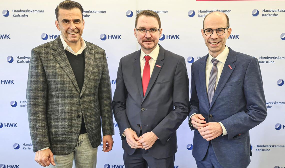 Zuversichtlich: Vizepräsident Frank Herrmann (v. li.), Präsident Karsten Lamprecht und Hauptgeschäftsführer Walter Bantleon (alle HWK Karlsruhe). Foto: Metzbaur