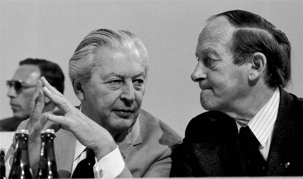 Zwei CDU-Ministerpräsidenten mit NS-Vergangenheit: Kurt Georg Kiesinger (links) und Hans Filbinger.