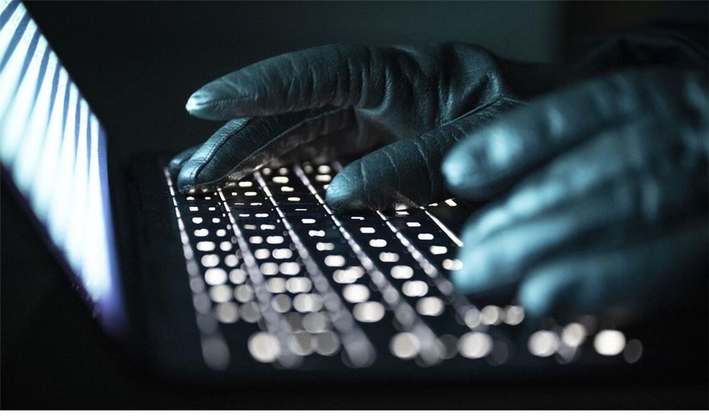 Zwei Verdächtige sollen entscheidend an Cyberangriffe auf 130 Unternehmen in Deutschland beteiligt gewesen sein. (Symbolbild)