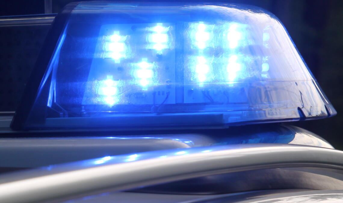 Zwei Verletzte und ein hoher Sachschaden sind das Ergebnis eines Unfalls auf der Maulbronner Ortsdurchfahrt. Symbolfoto: Archiv