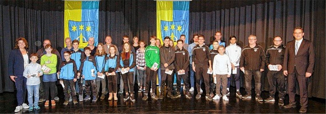 Niefern würdigt verdiente Ehrenämtler Niefern würdigt verdiente Ehrenämtler